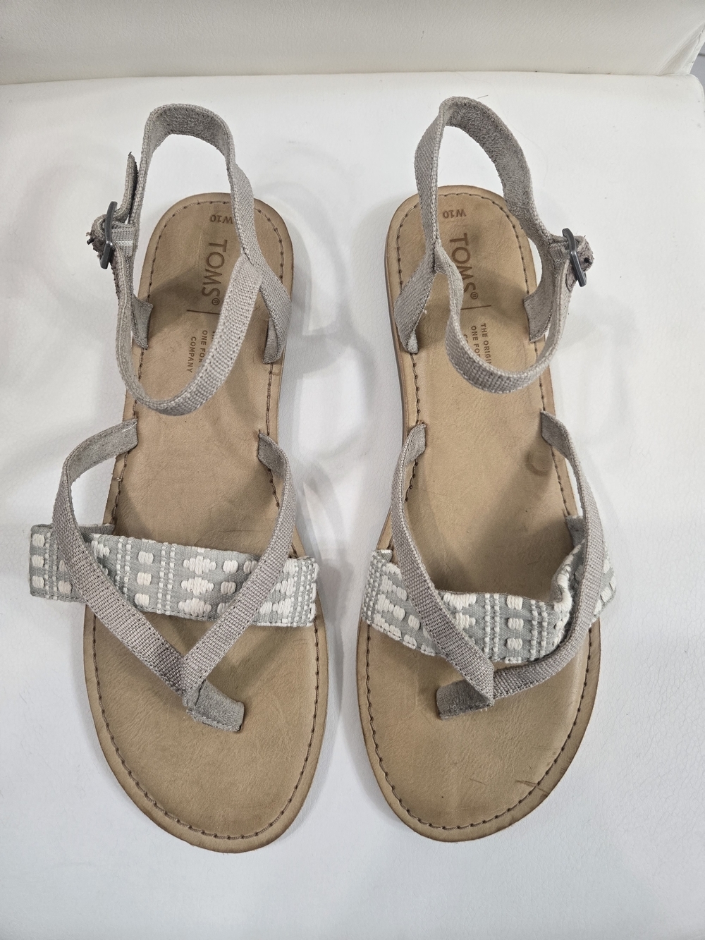 TOMS Women's Tan and Grey Sandals Size 10 W - Picture 2 of 10